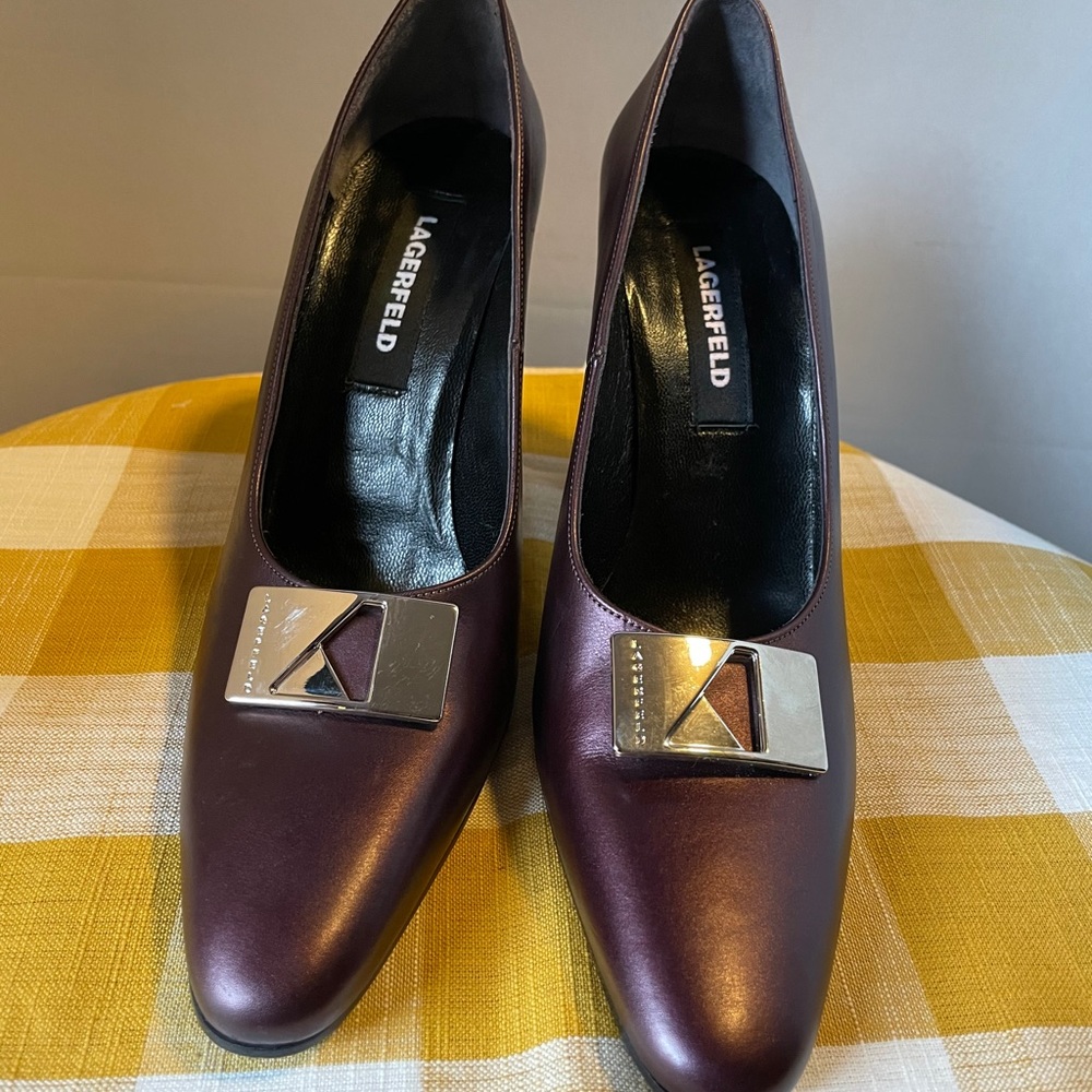 Lagerfeld pumps